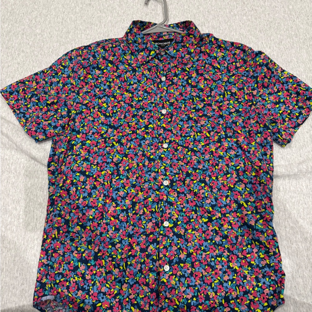 Bonobos Red and Pink Button Down Shirt Vibrant Floral Design